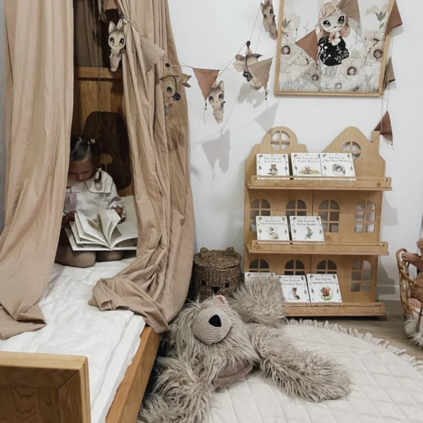 Whimsical House-Shaped Montessori Bookshelf - Spark Independence