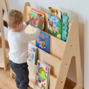 2The Voyager Bookshelf – 3-Tier Montessori Front-Facing Display