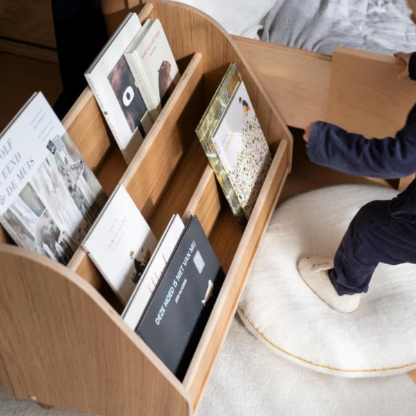 Premium Oak Montessori Bookshelf - Independence Meets Elevated Style